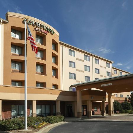 Courtyard By Marriott Atlanta Buford Mall Of Georgia Hotel Exterior photo